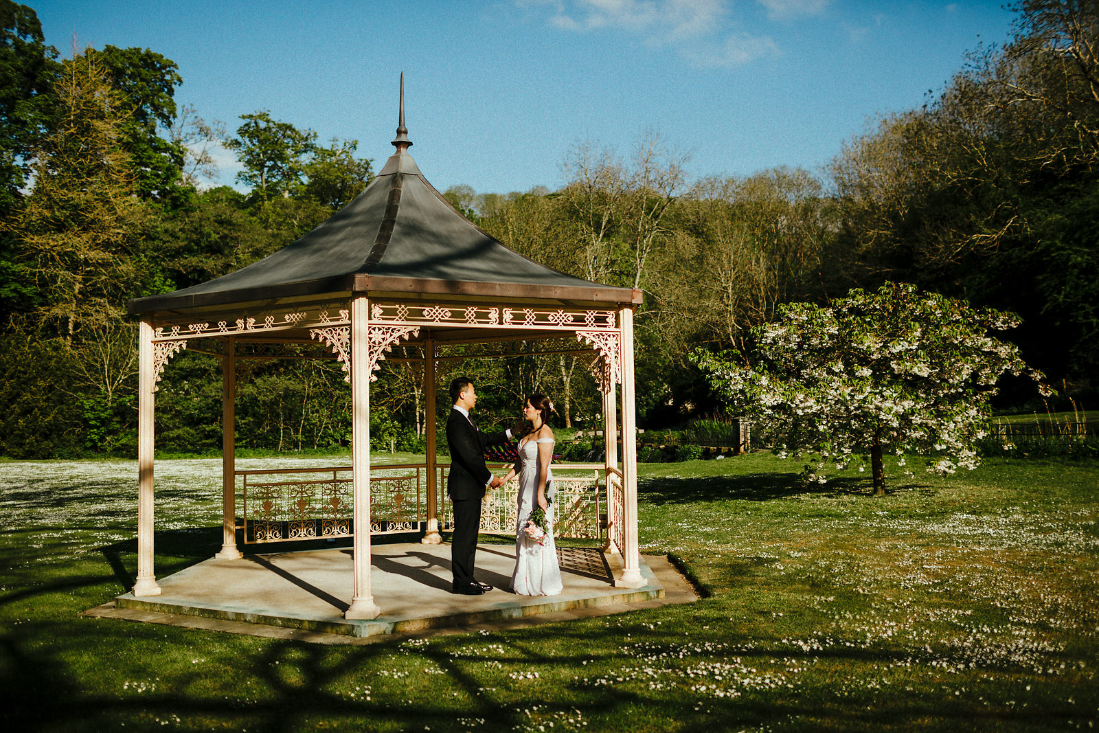 Cotswolds pre-wedding photo locations