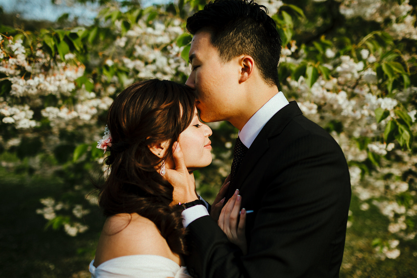 Castle Combe pre-wedding photographer
