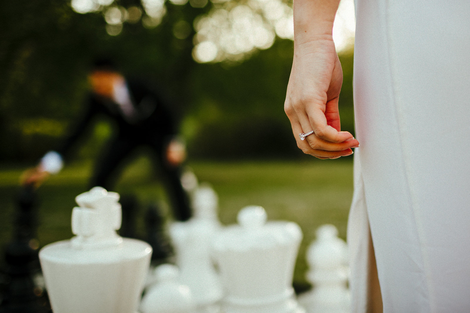 Active pre-wedding photography