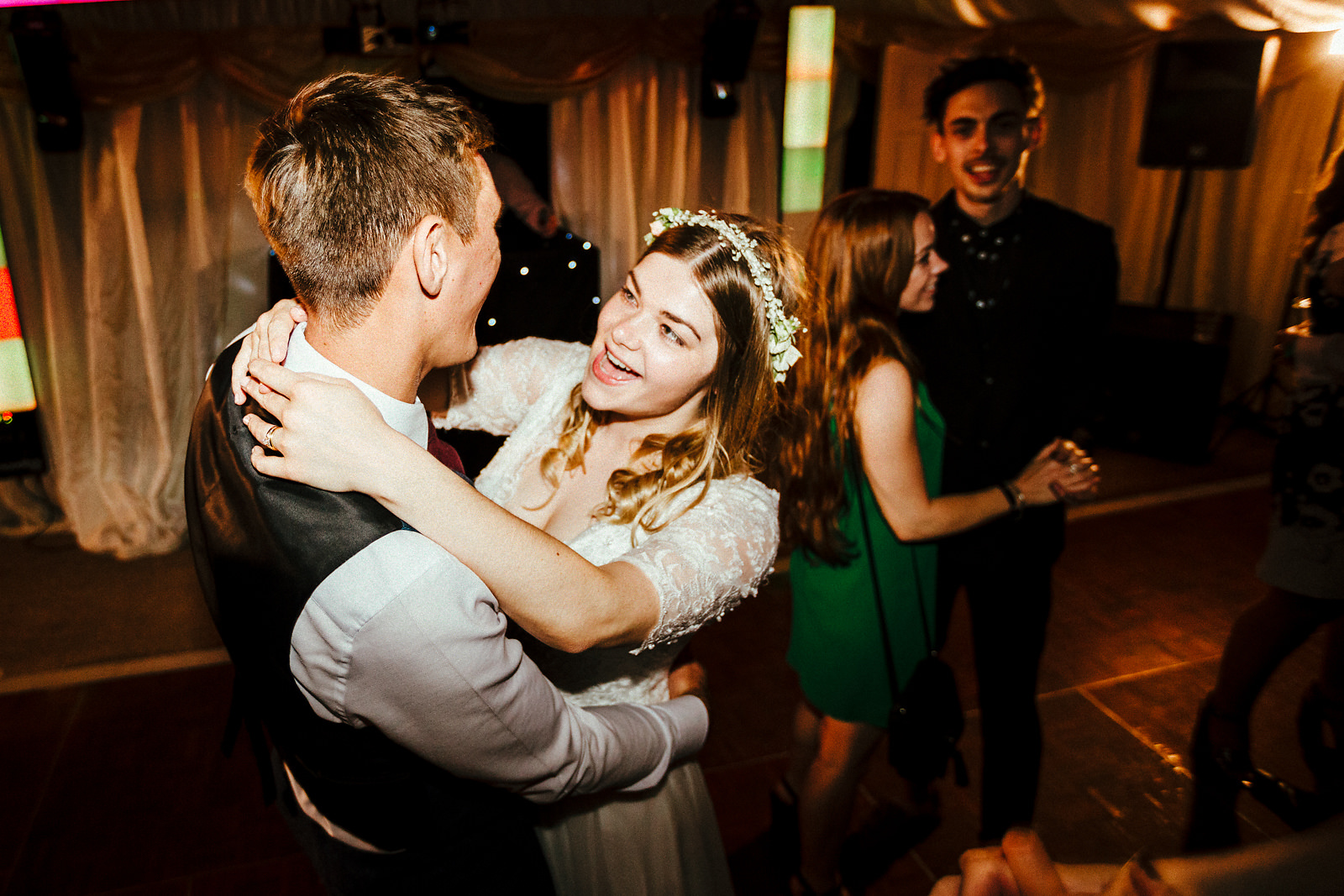 Buckinghamshire barn wedding photography