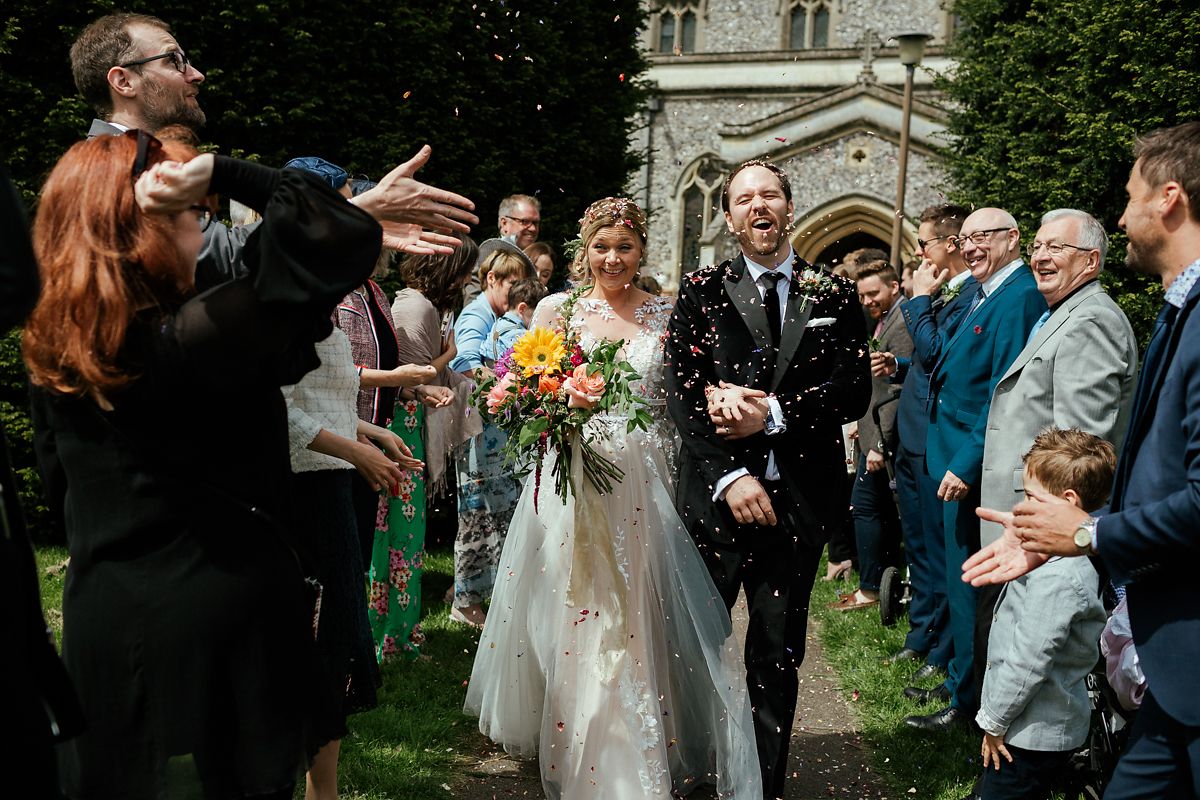 Natural Buckinghamshire wedding photography